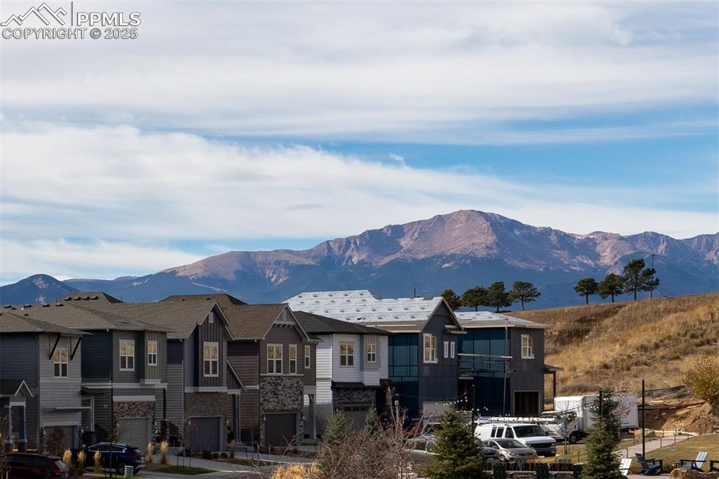 Image 33 of 33: View