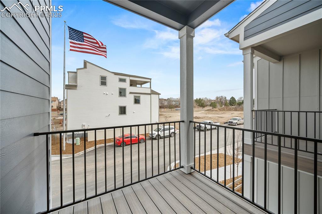 Image 27 of 43: Balcony