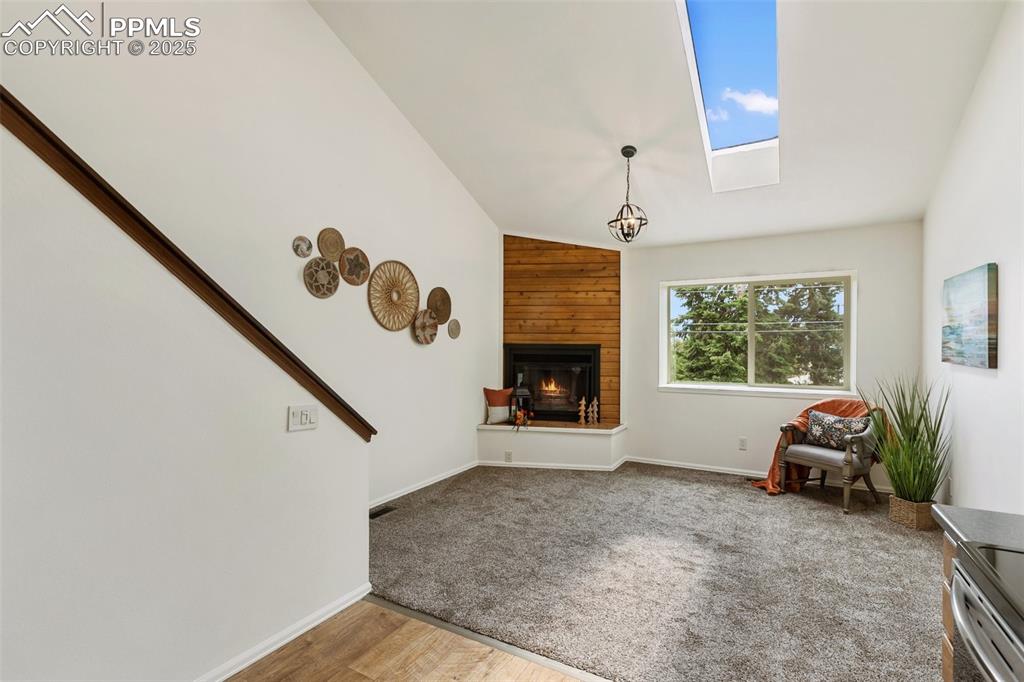 Image 16 of 41: Living Room