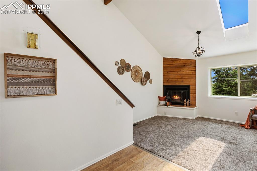 Image 18 of 41: Living Room