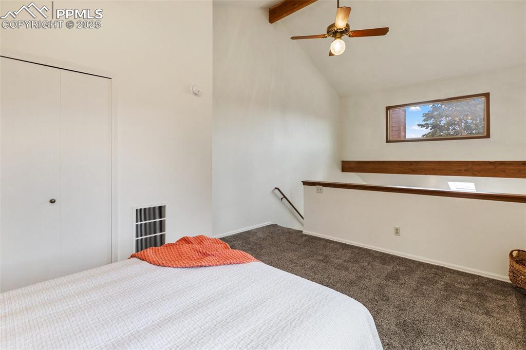 Image 26 of 41: Bedroom