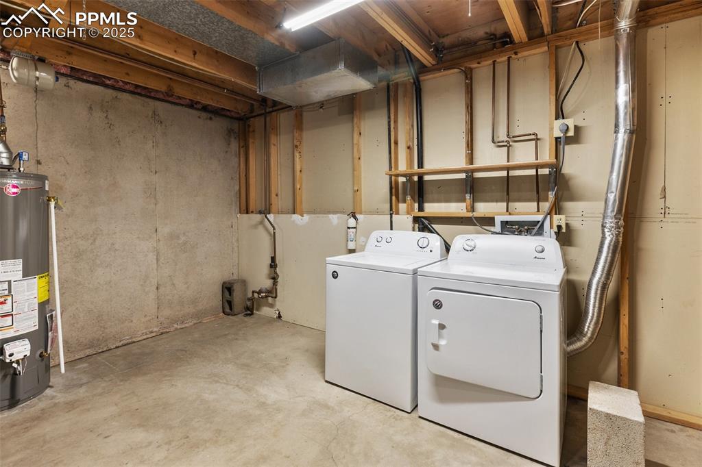 Image 29 of 41: Laundry