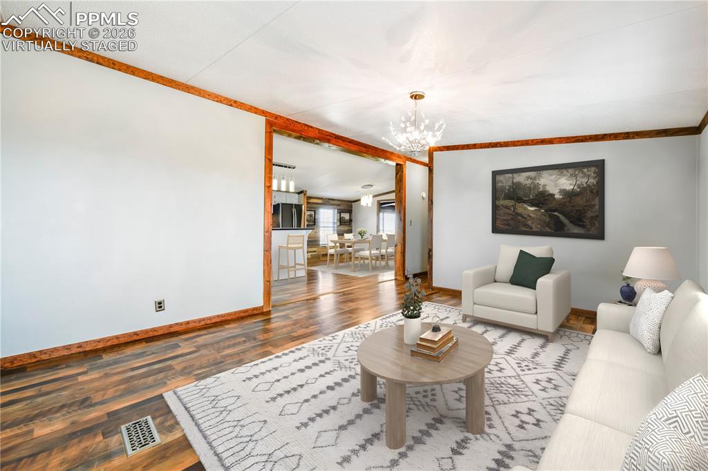 Image 14 of 50: Virtually staged