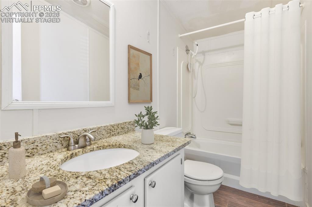 Image 32 of 50: Virtually staged