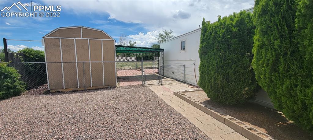 Listing 4055689, Image 2 of 17