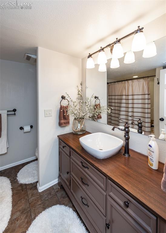 Image 36 of 43: Basement Bathroom