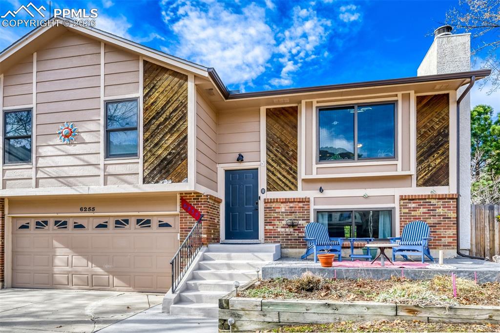 Image 2 of 21: Front of Structure