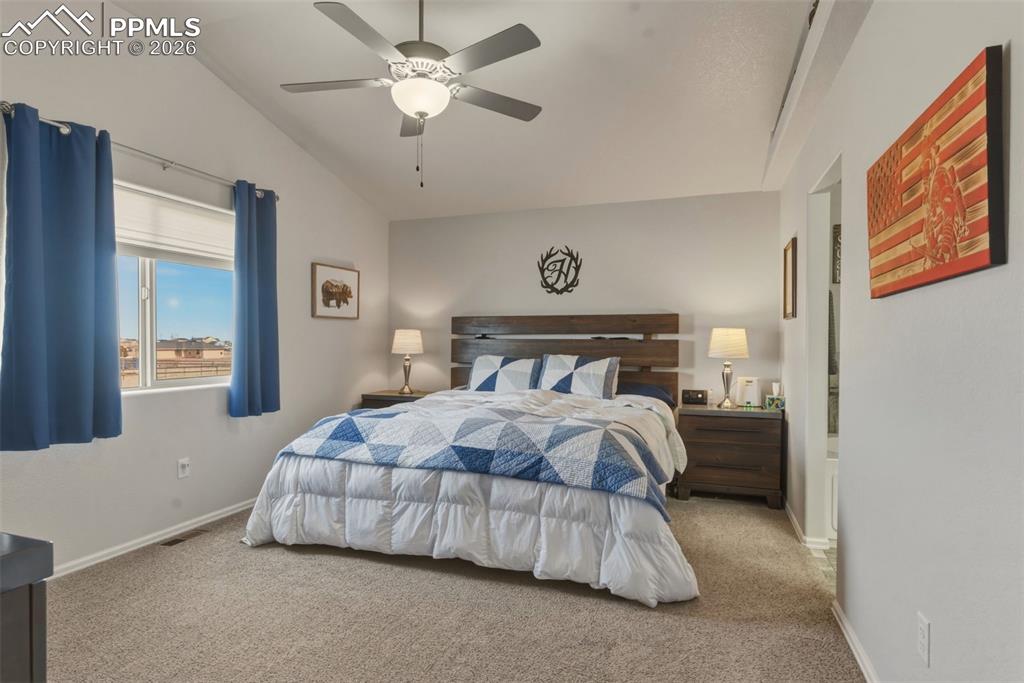 Image 20 of 49: Bedroom