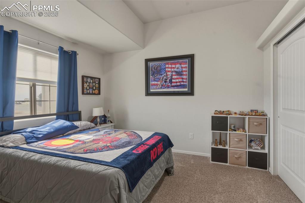 Image 26 of 49: Bedroom