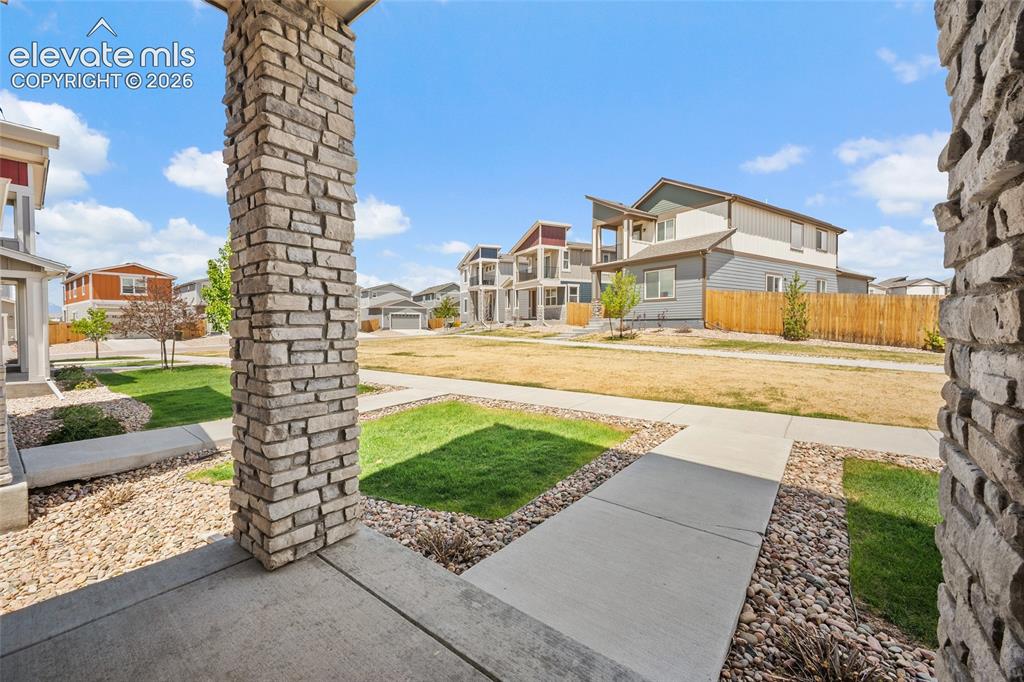 Image 2 of 48: End unit that faces open space