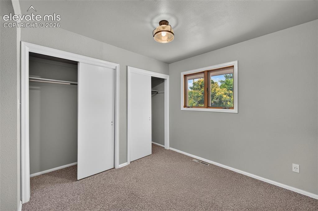 Image 19 of 43: Bedroom