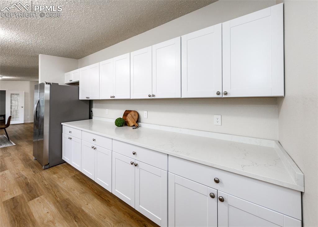 Image 28 of 50: Kitchen