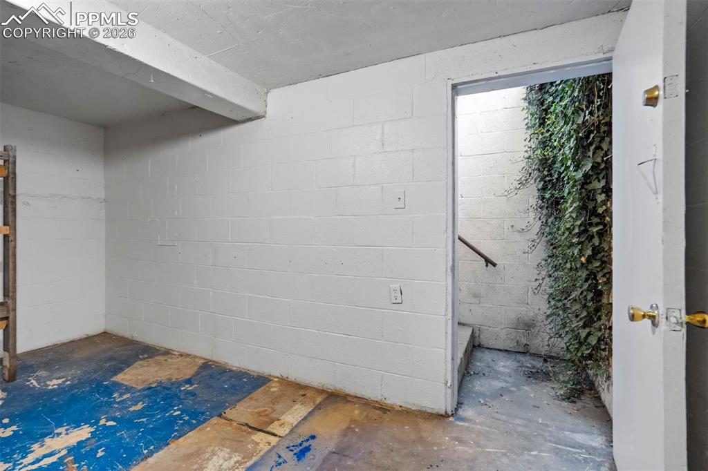 Image 39 of 49: Basement