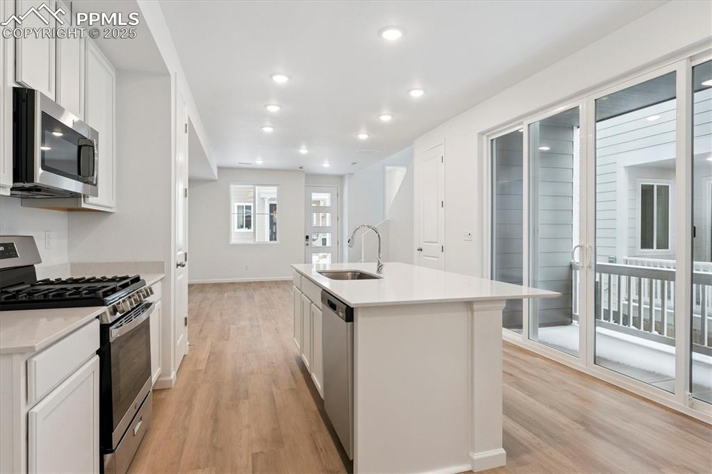 Image 7 of 21: No Description Available