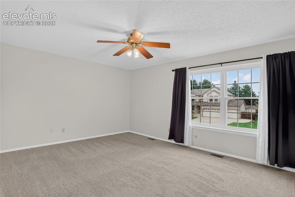 Image 10 of 21: Primary suite - upper level