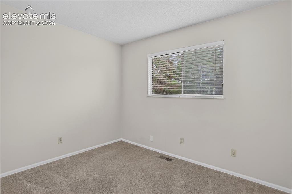 Image 13 of 21: Bedroom 2 - upper level
