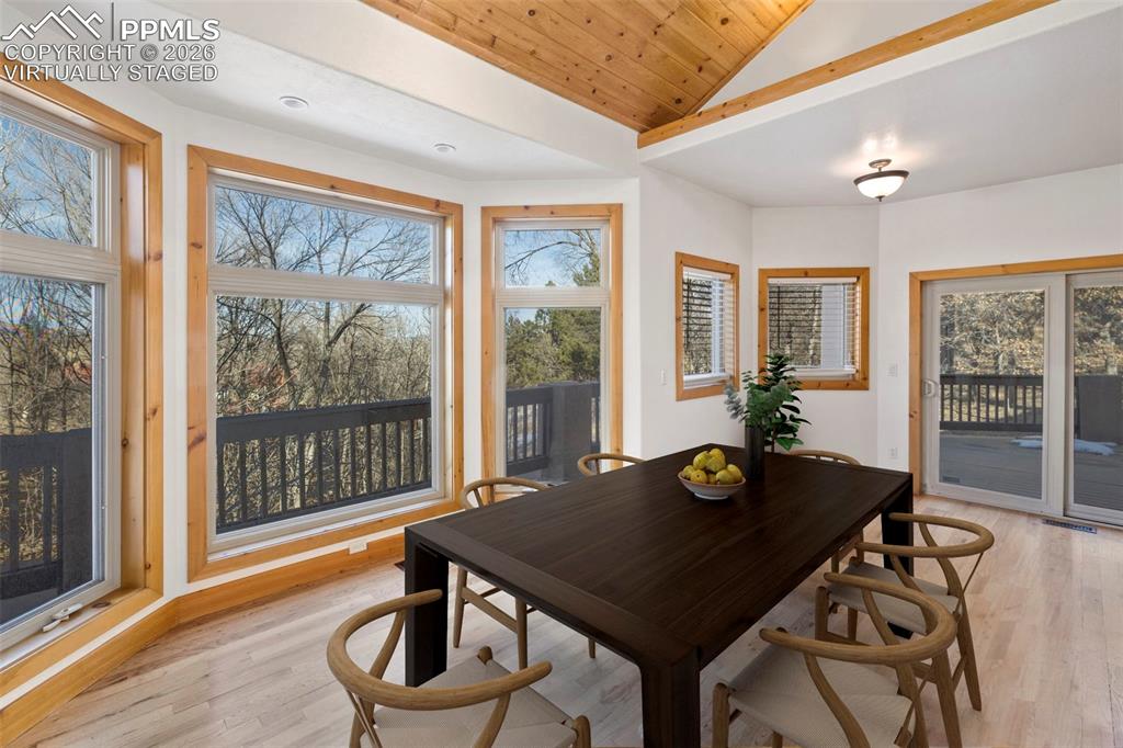 Image 15 of 50: Virtually Staged