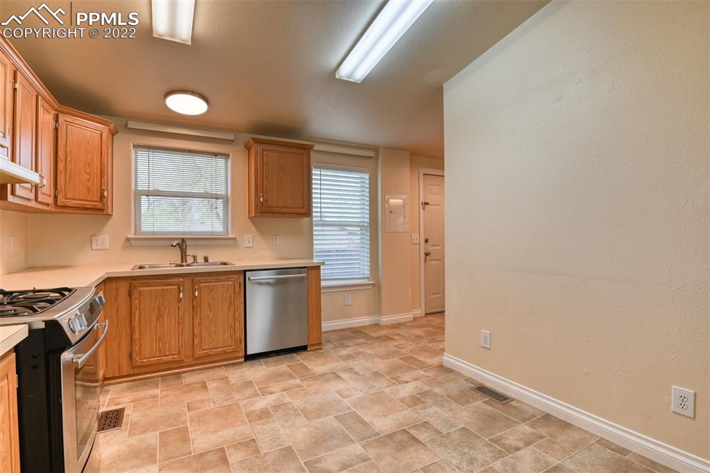 Listing 4063033, Image 34 of 50