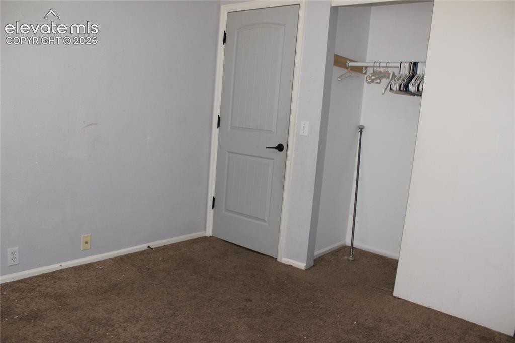 Image 16 of 30: Bedroom