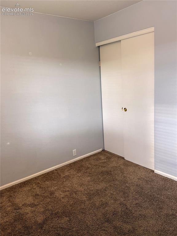 Image 31 of 48: Bedroom