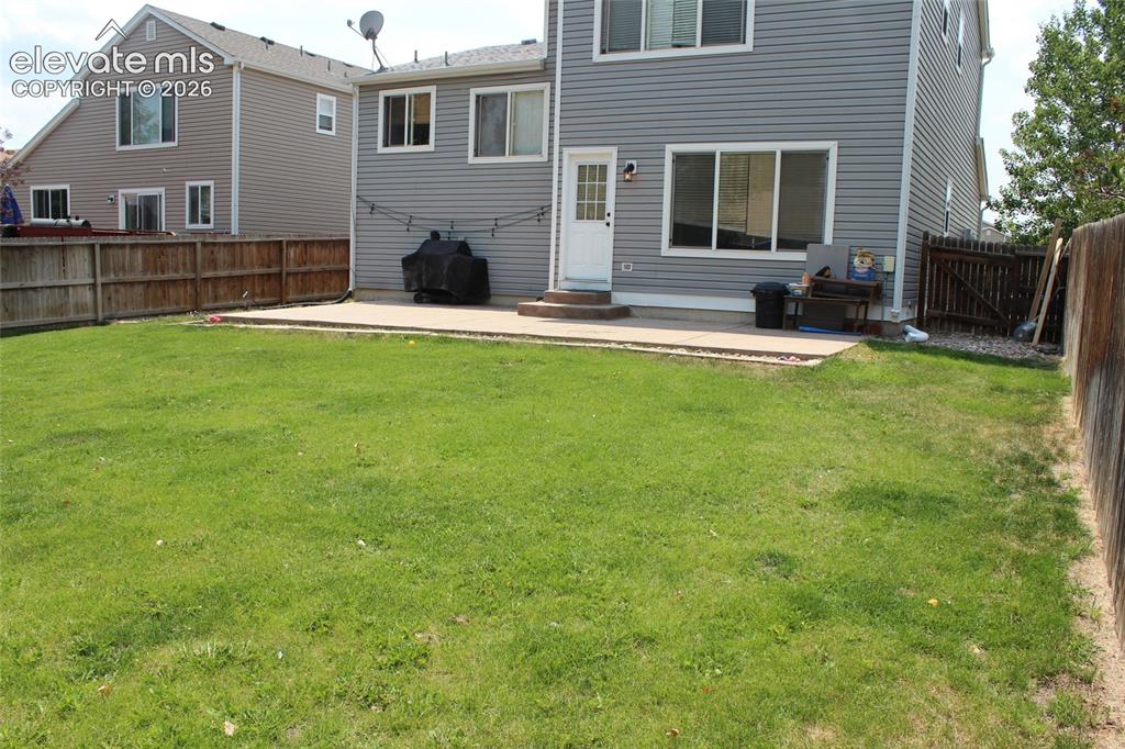 Image 40 of 48: Back of Structure