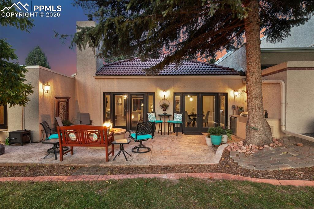 Image 35 of 36: Back of Structure