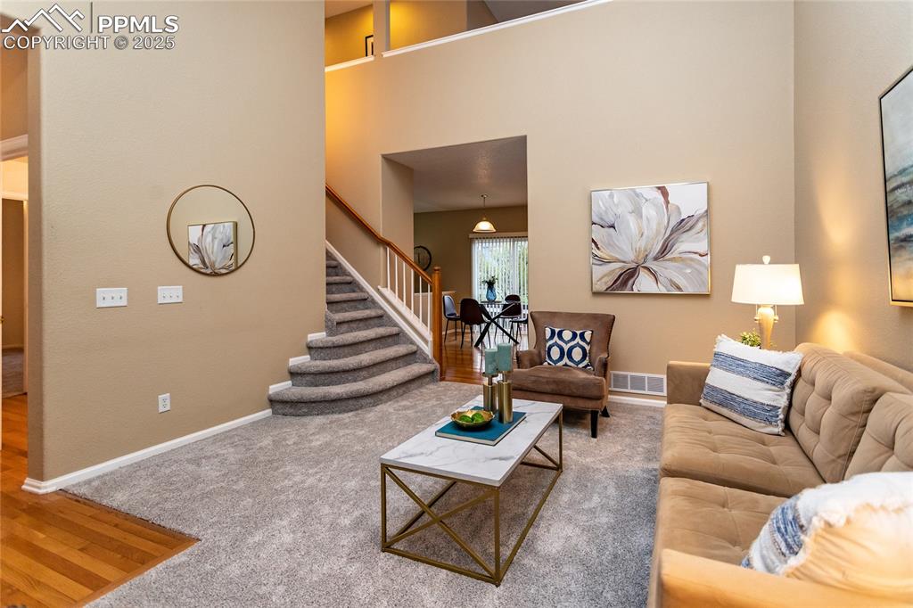 Image 19 of 40: Elegant staircase. 