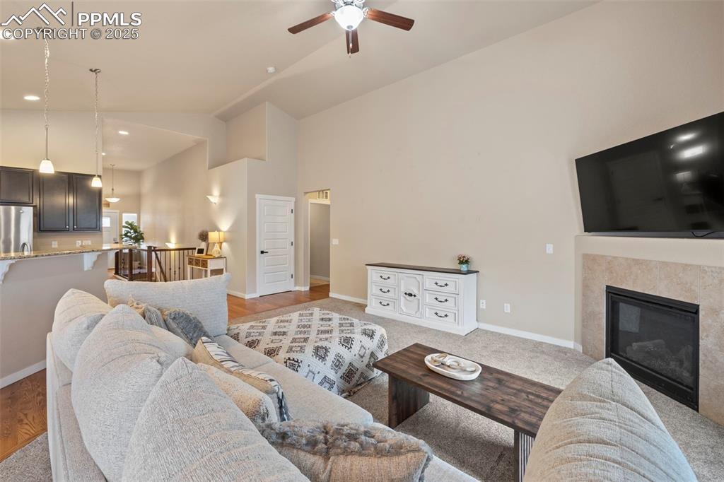 Image 14 of 42: Living Room