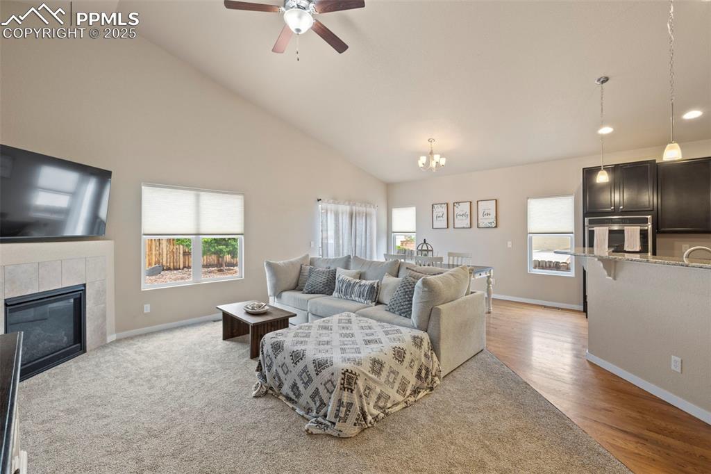 Image 16 of 42: Living Room