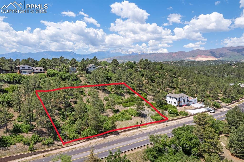 Image 5 of 13: "Property Lines are approximate and not a survey"