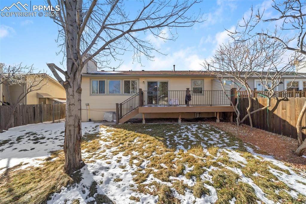 Image 32 of 42: Back of Structure