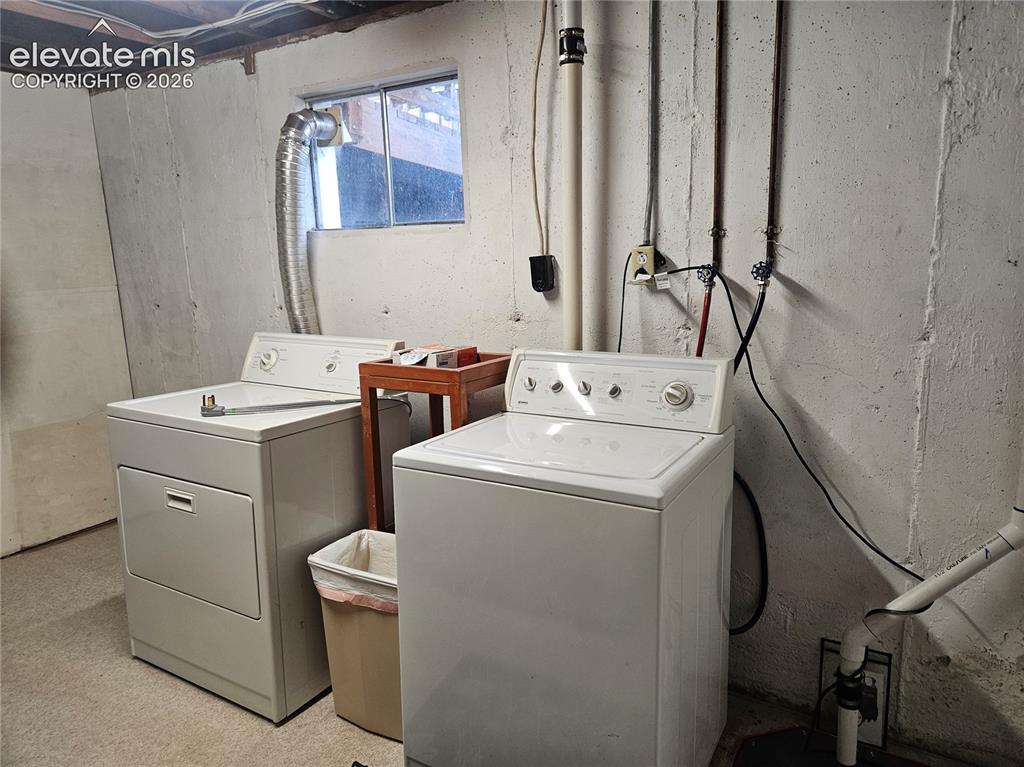 Image 25 of 37: Laundry in the basement