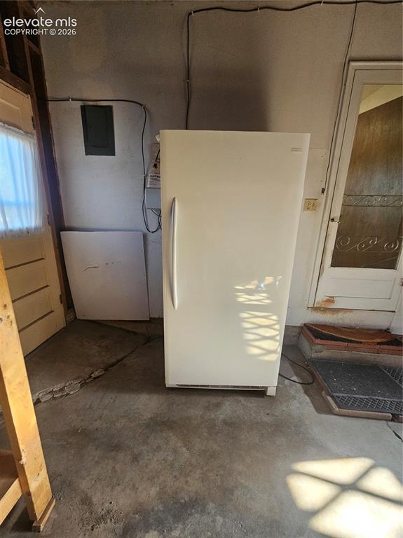 Image 7 of 37: Newer freezer included.