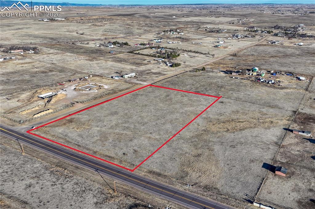 Image 9 of 14: Property Lines are Approximate and not a survey