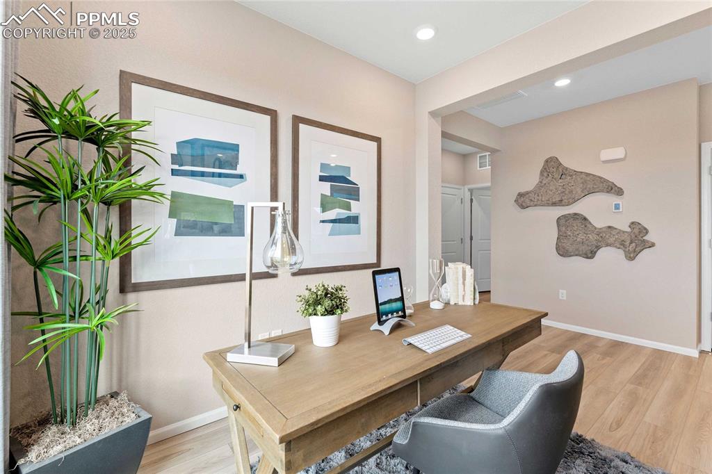 Image 6 of 28: Photos of model home