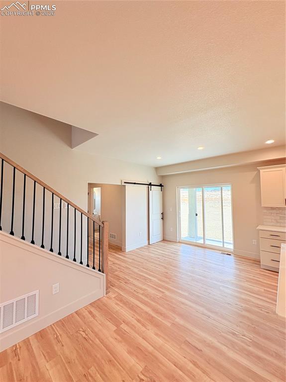 Image 12 of 13: Living Room