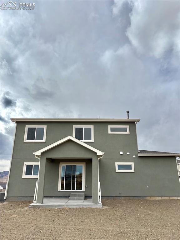 Image 13 of 13: Back of Structure