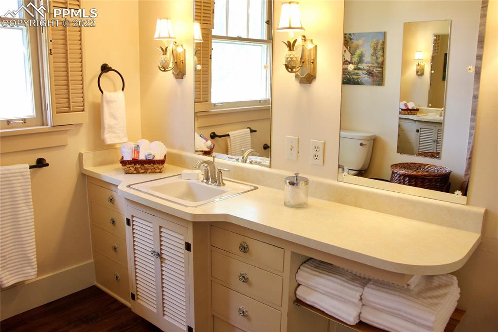 Listing 4074226, Image 17 of 32