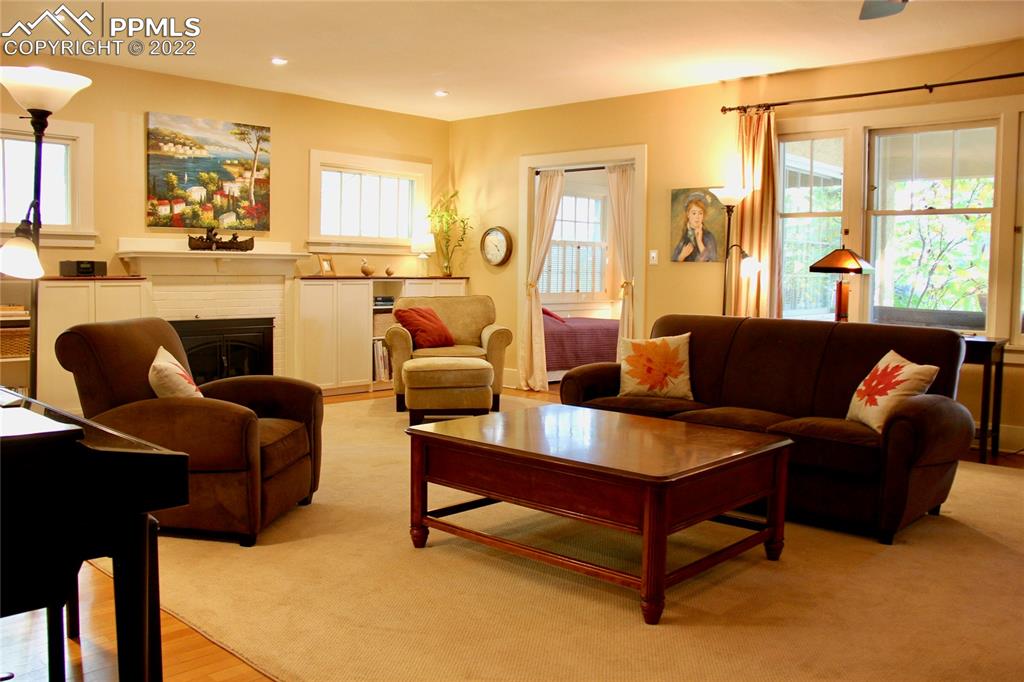 Listing 4074226, Image 6 of 32