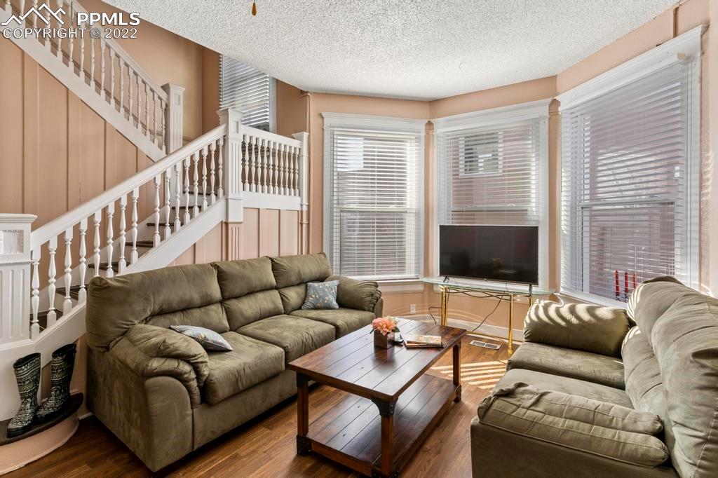Listing 4076994, Image 10 of 48