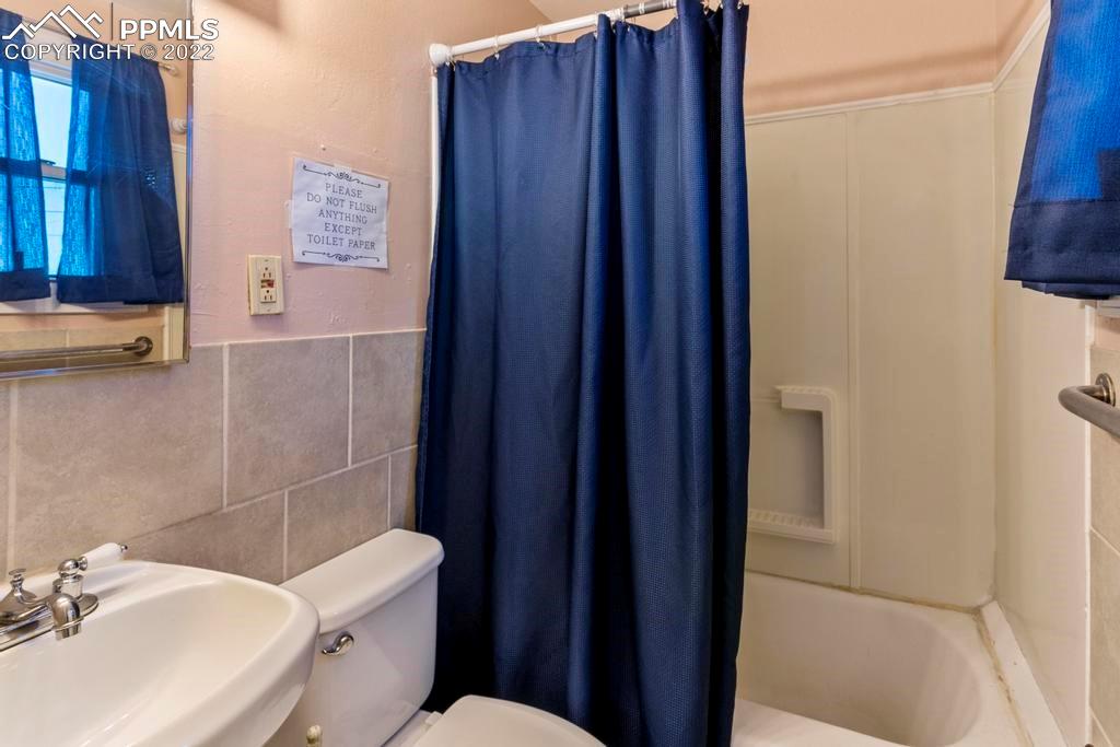 Listing 4076994, Image 13 of 48