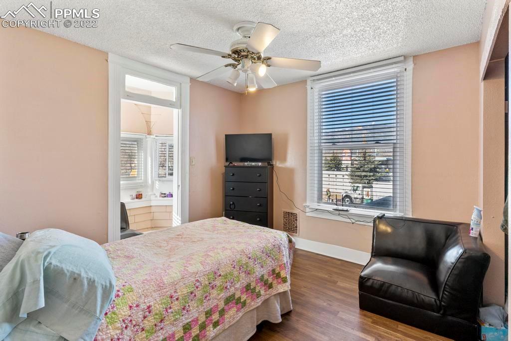 Listing 4076994, Image 22 of 48
