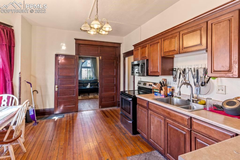 Listing 4076994, Image 34 of 48