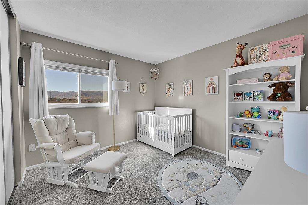 Image 22 of 45: Second upstairs bedroom!