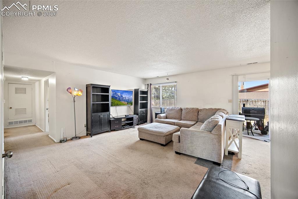 Image 6 of 25: Living Room