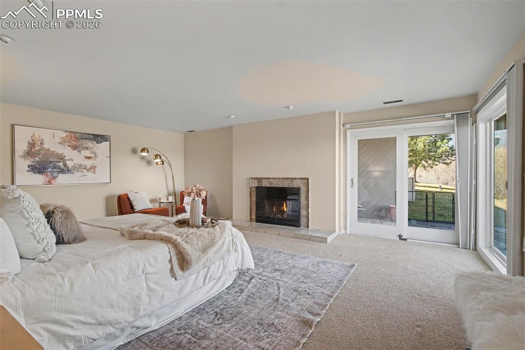 Image 18 of 36: Master Bedroom