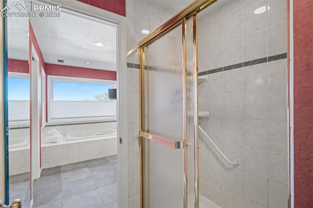 Image 20 of 36: Master Bathroom