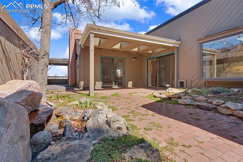 Image 31 of 36: Courtyard