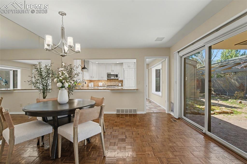 Image 8 of 36: Dining Room