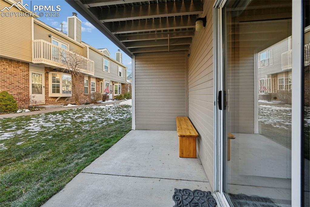 Image 21 of 26: Patio